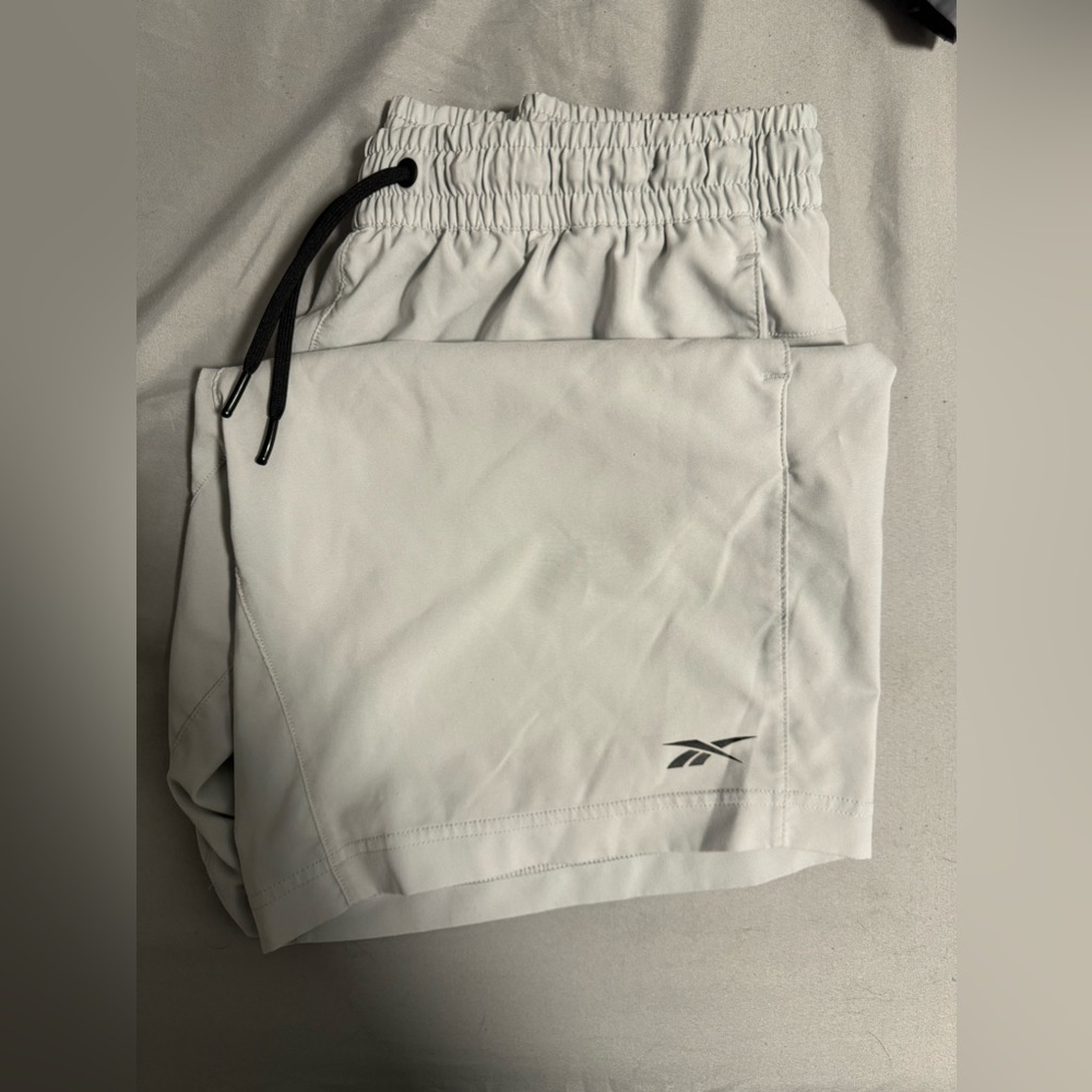 Men’s Light Grey Running Shorts